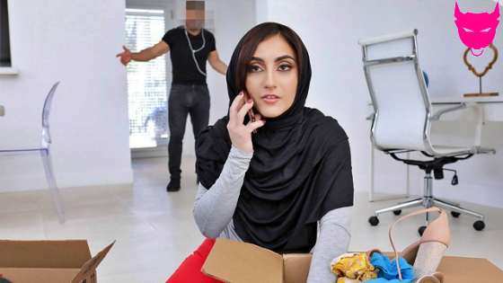 [Hijab Hookup] Jezebeth: Punished By My Sister’s Boyfriend